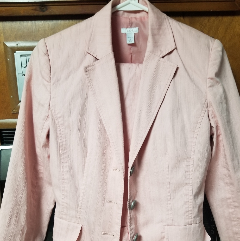 Baby Pink Pants Suit - Picture 2 of 11